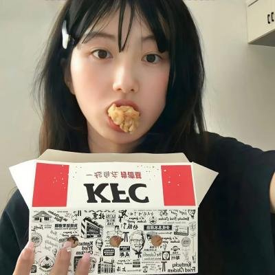 独自夜归的女孩